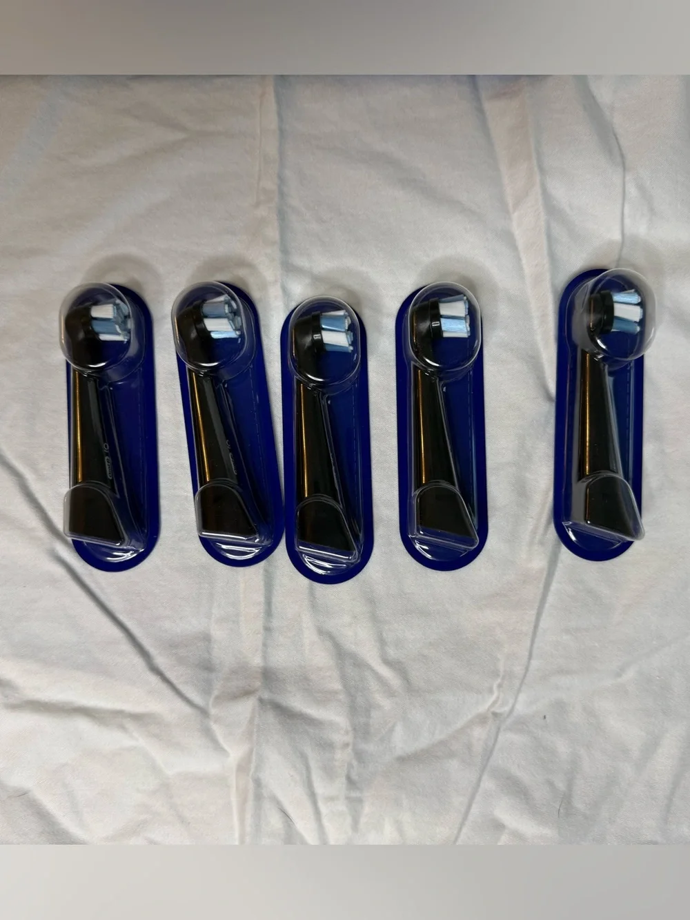 Oral-B iO Series Deep Clean Replacement Brush Heads - 8 Pack Black & White